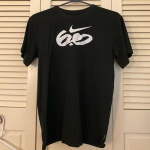 Vintage Nike Tee:)